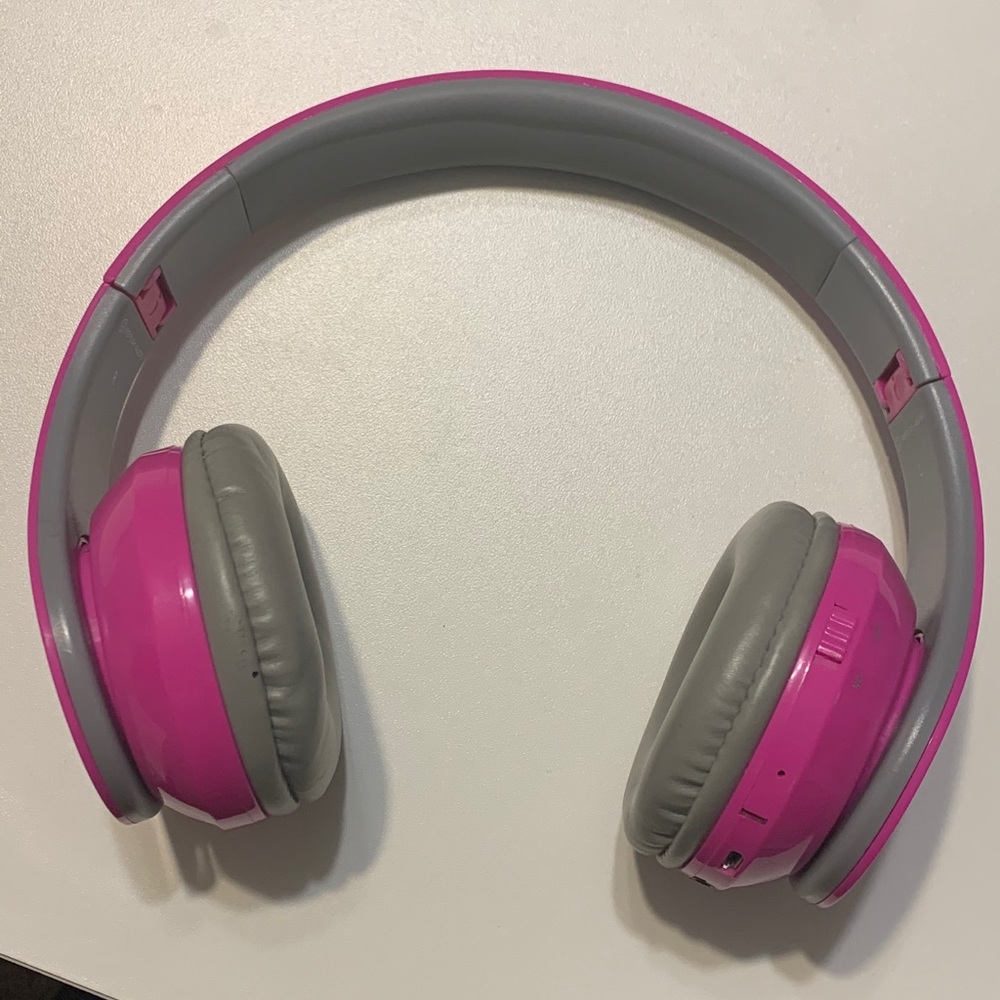 Replay Audio Bluetooth Headphones